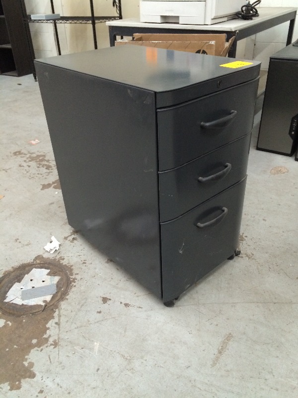 3 drawer file cabinet - nice shape