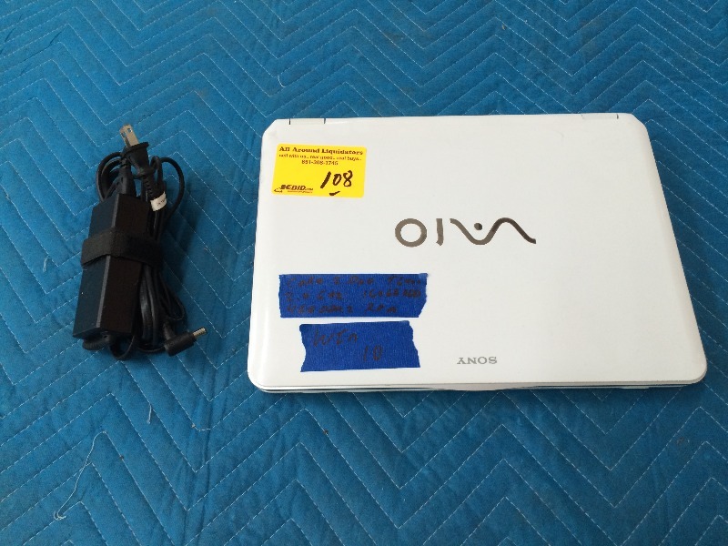 Sony Laptop Computer  14   Works Fine  See all pictures for more details and specs