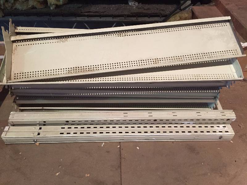 Wall Shelving wbrackets