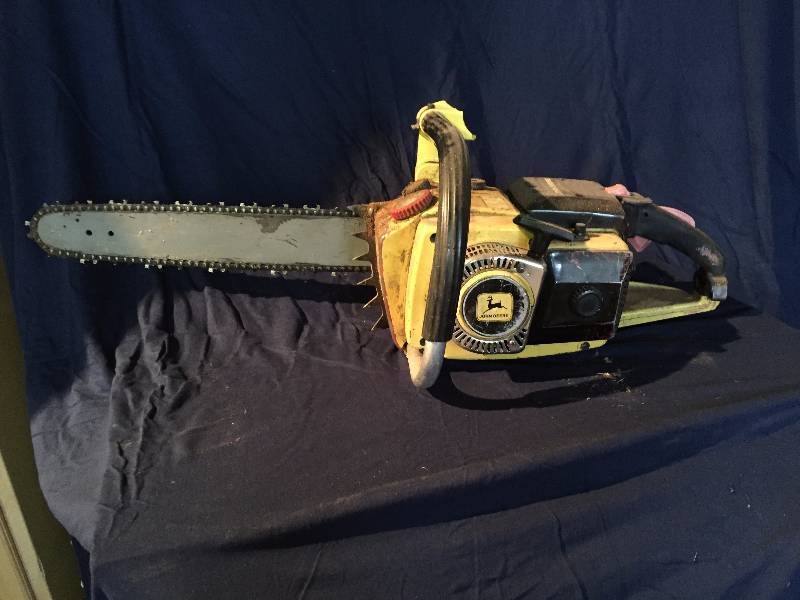 John Deere Chainsaw