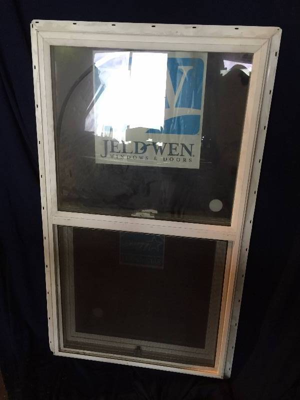 Jeld Wen window
