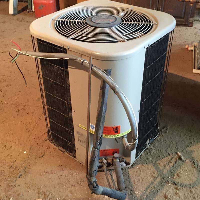 Amana AC Unit