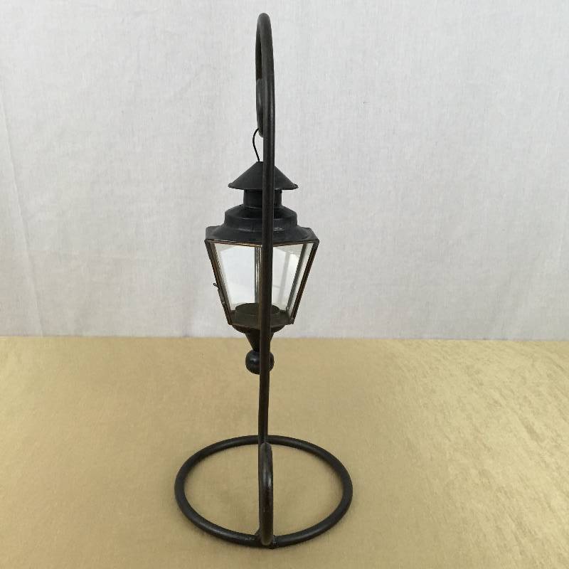 lot 5 image: New Quality Craftsmanship of Zodax Large 17 Old English Style Lantern Candleholder