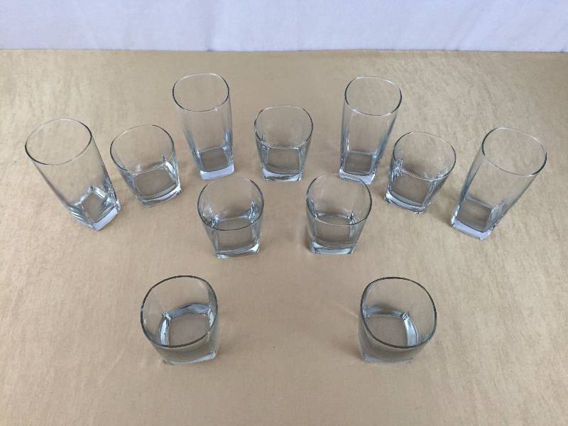lot 9 image: William Sonoma Square 11 Double Old Fashioned  High Ball  Lo Ball Glasses Bar Glasses Drinkware Tumblers