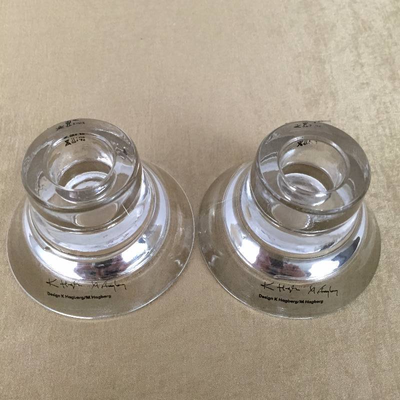 lot 19 image: Switzerland Designer K M Hagberg Clear Glass Round Set Perfect RETRO DANISH MODERN GLASS REVERSIBLE CANDLE STICK OR TEA LIGHT HOLDERS