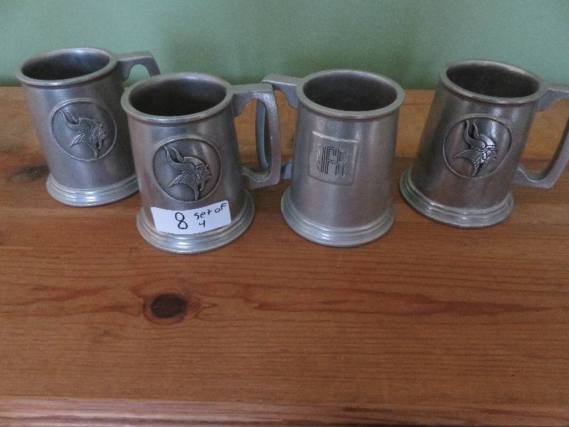 Set of 4 Vikings Mugs