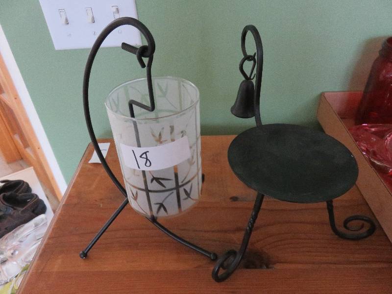 Lot of 2 candle holders