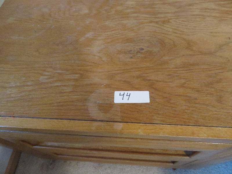Thomasville nightstands