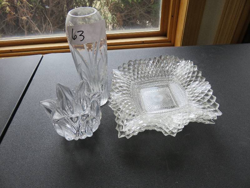 Lot of clear glass