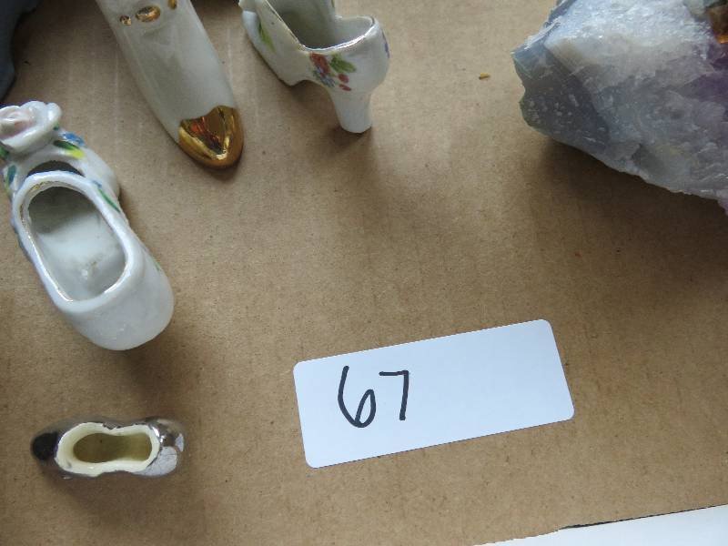 Figurines