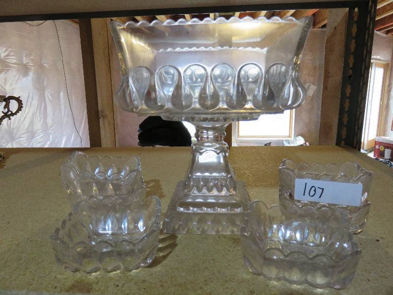 vintage Glass square serving dish with 6 matching bowls