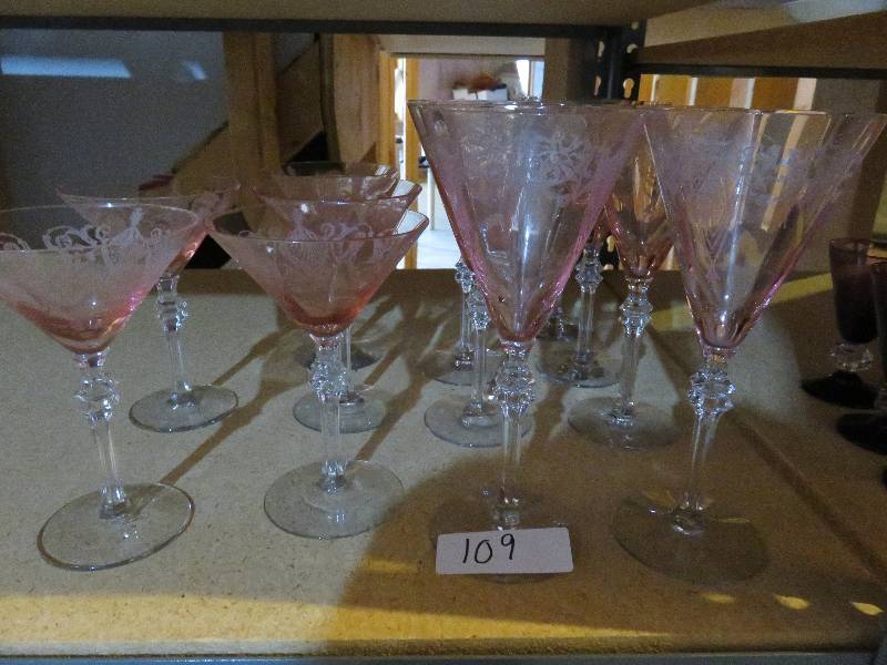 Fosteria Glassware pink rare