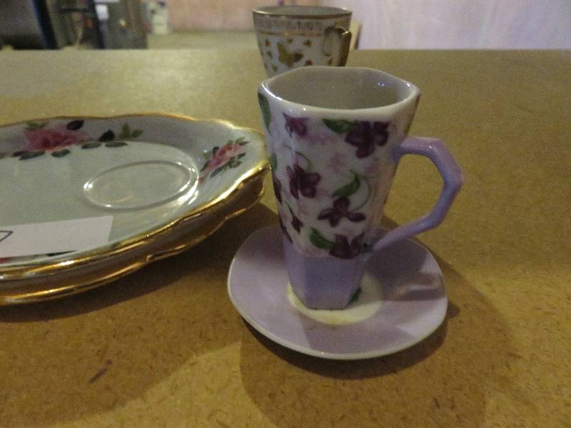 decorative glassware