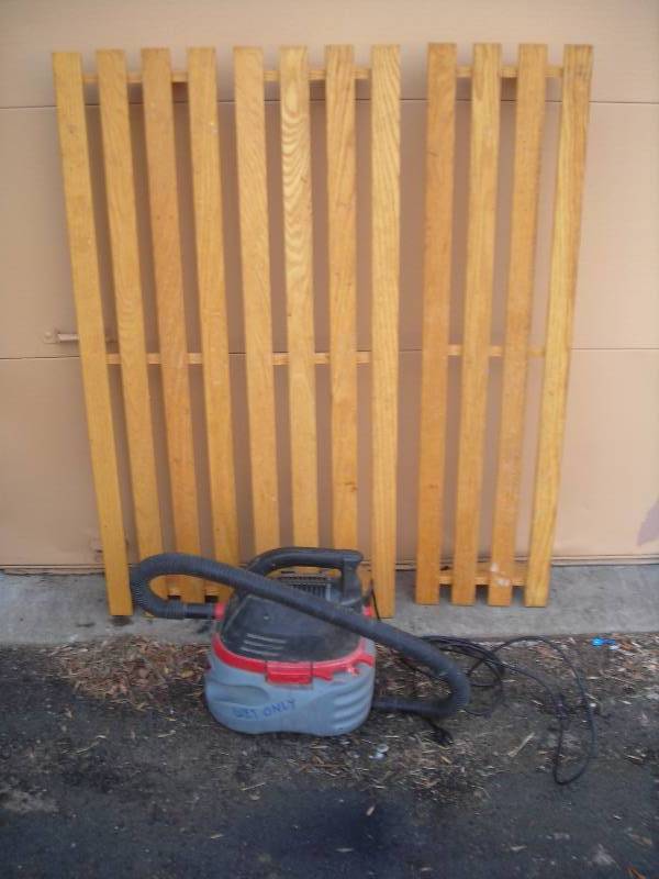 Shop Vacuum, 3 Wooden Shelves