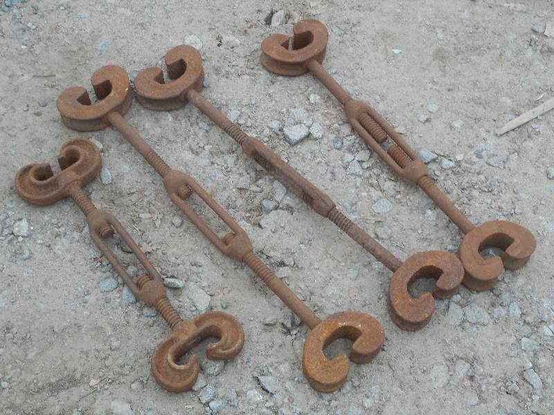 lot 21 image: (4) Antique Turnbuckles