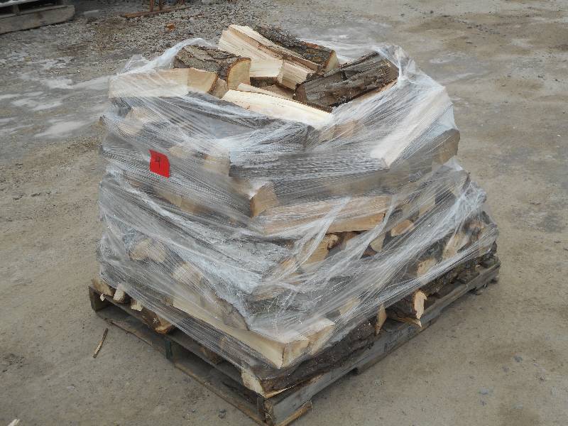 lot 4 image: Pallet Of Firewood