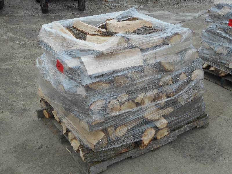 lot 5 image: Pallet Of Firewood