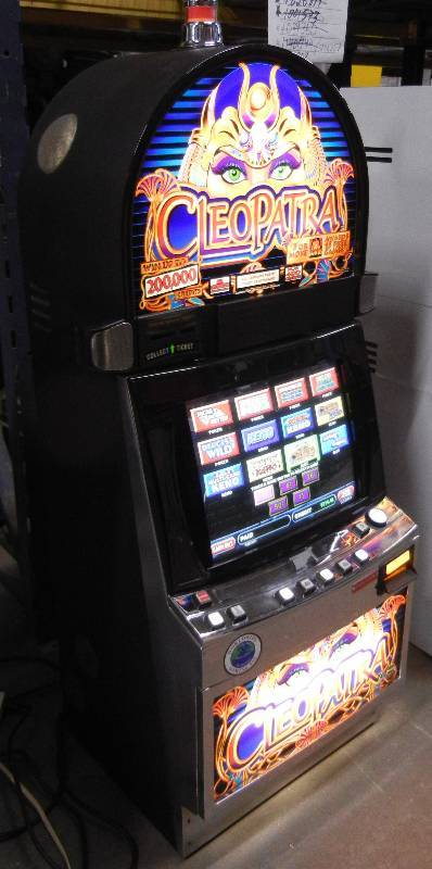 lot 1001 image: IGT GAMEKING MULTI-GAME VIDEO SLOT MACHINE