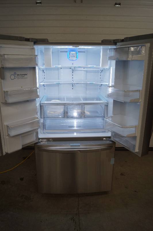 LG RefrigeratorFreezer Model # LFXS296265