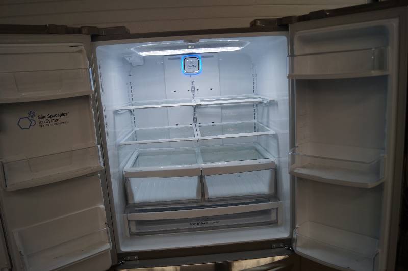 LG RefrigeratorFreezer Model # LMXS27626S