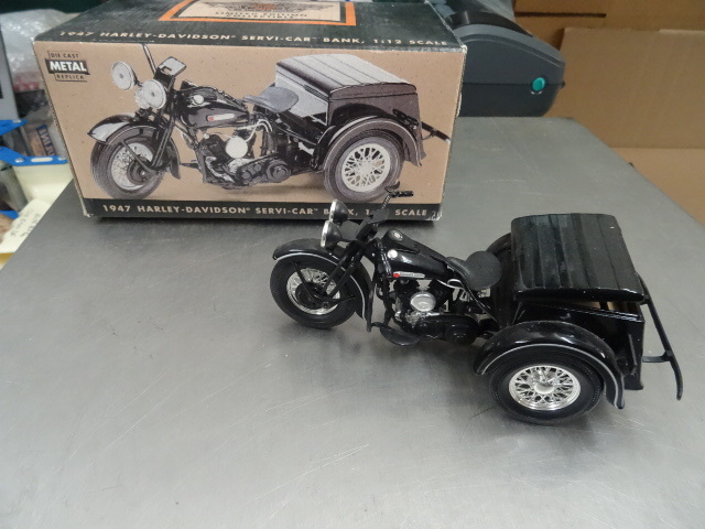 lot 15 image: 1947 Harley Davidson Servicar Bank