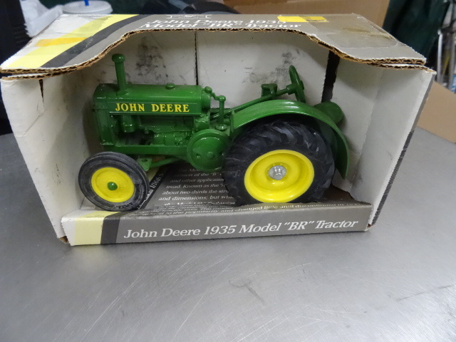 lot 49 image: John Deere 1935 Model BR Tractor
