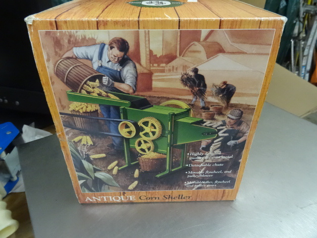 lot 86 image: Antique Corn Sheller