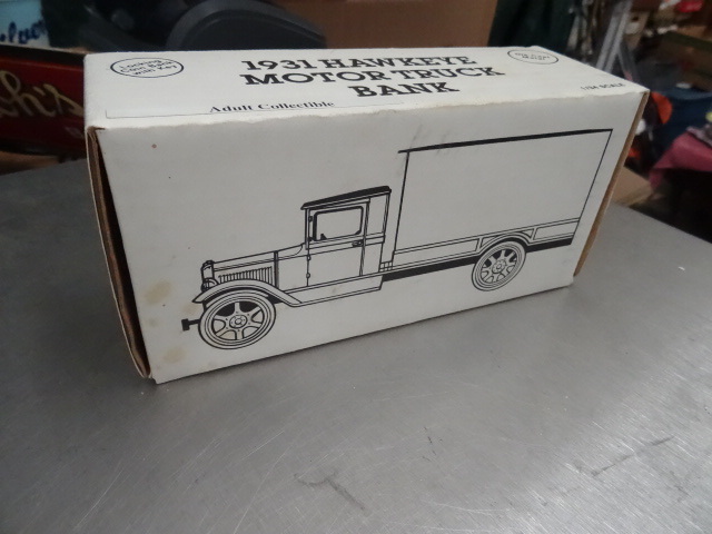 lot 107 image: Leinen Kugels 1931 Hawkeye Truck Bank