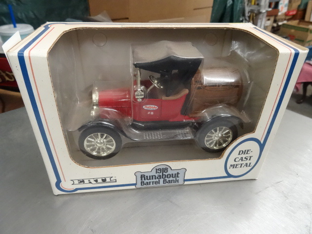 lot 137 image: True Value 1918 Runabout Barrel Bank