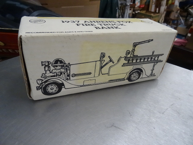 lot 143 image: JC Penney 1937 Ahrens Fox Firetruck