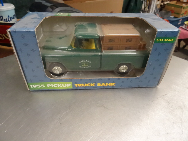 lot 147 image: 1955 Pick Up Truck Bank 125 Scale
