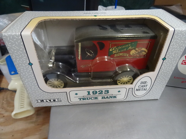 lot 167 image: Anheuser Busch 1923 Truck Bank