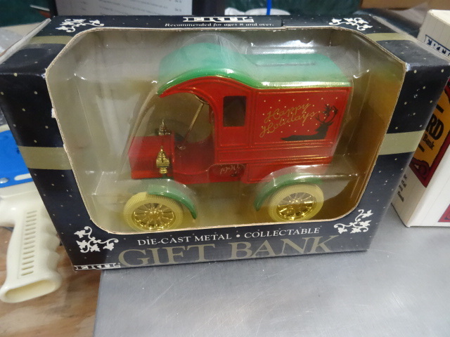 lot 173 image: 1990 Collectable Gift Bank