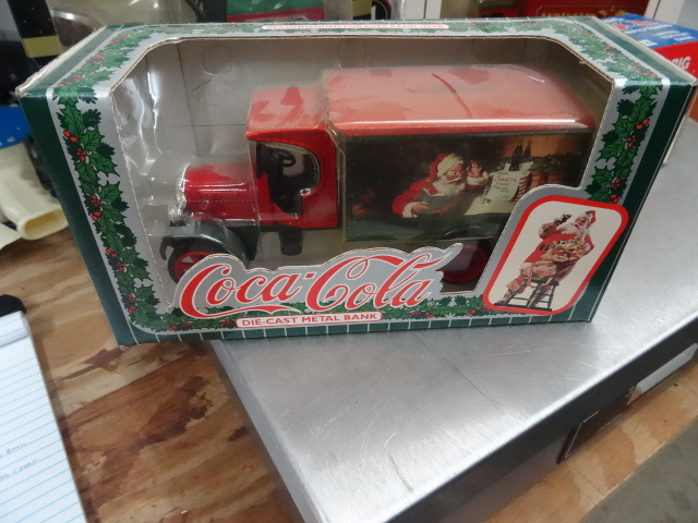 lot 202 image: 1993 Coca Cola Truck Bank