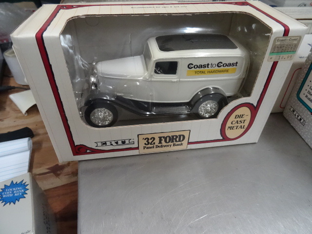lot 207 image: Coast to Coast 1932 Ford Panel Delivery