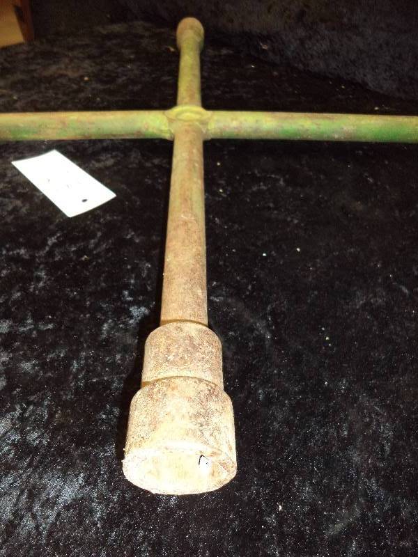 Heavy Duty Tire Iron