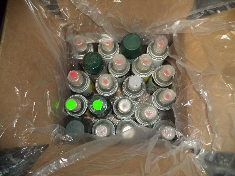 Lot - 20 Cans of Spray Paint - Hunter Green