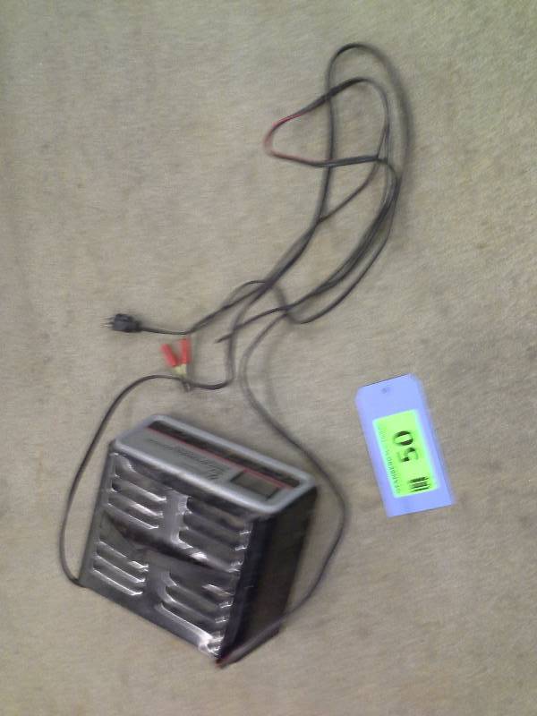 Schumacher fully automaticmanual battery charger