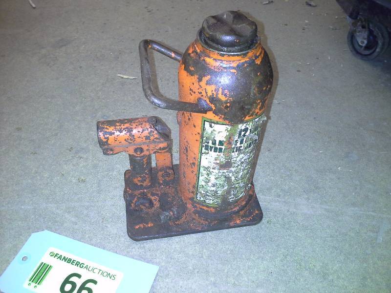 Bottle jack of unknown size