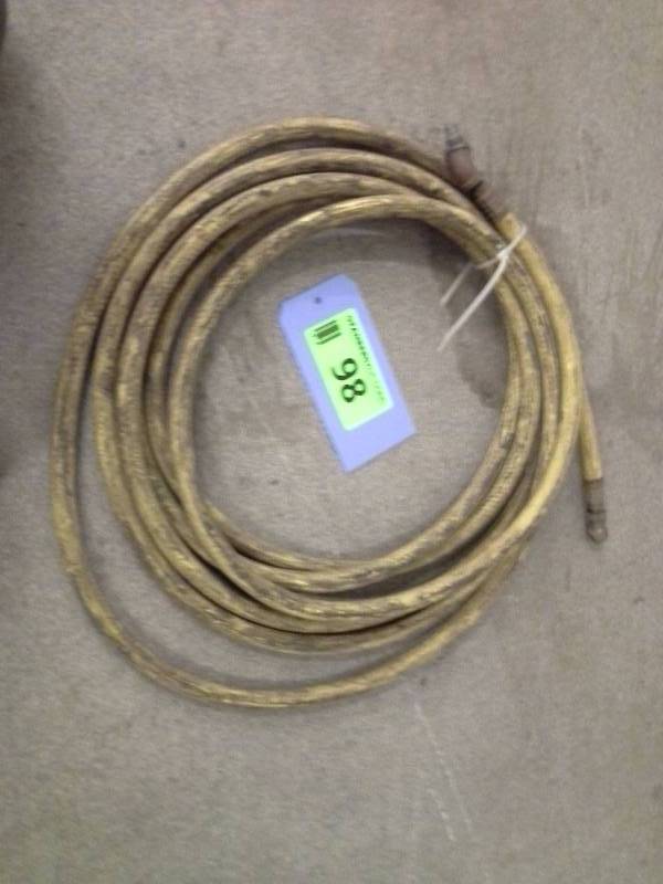 Air hose with air check.