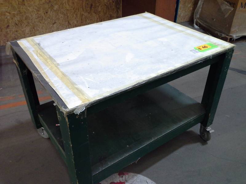 Wooden rolling tablecart
