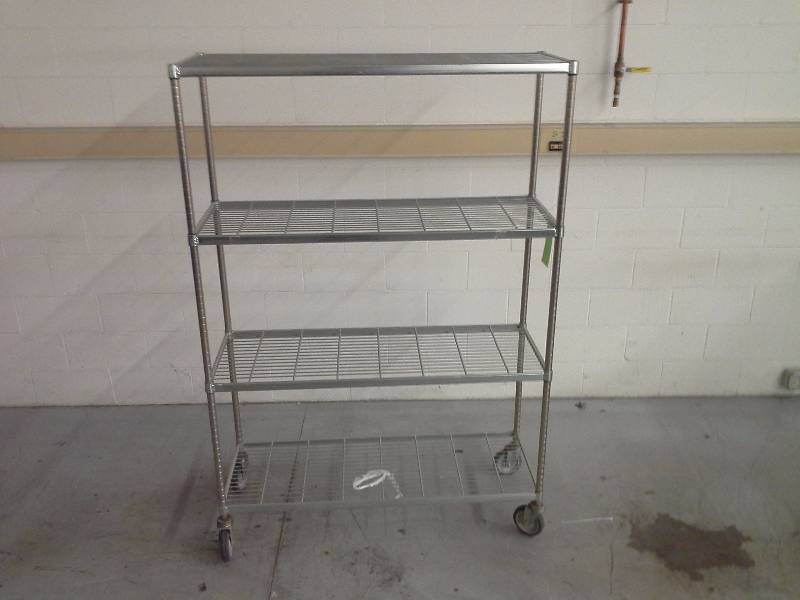 Wire shelving unit, 4 shelves