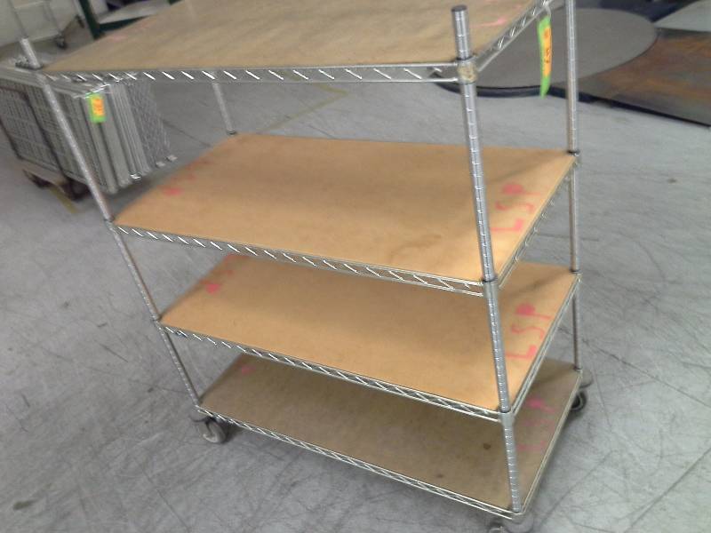 Wire shelving unit, 4 shelves with shelf liners