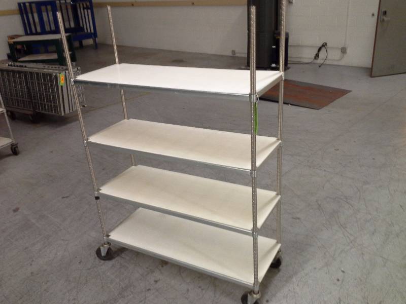 Wire shelving unit, 4 shelves with shelf liners