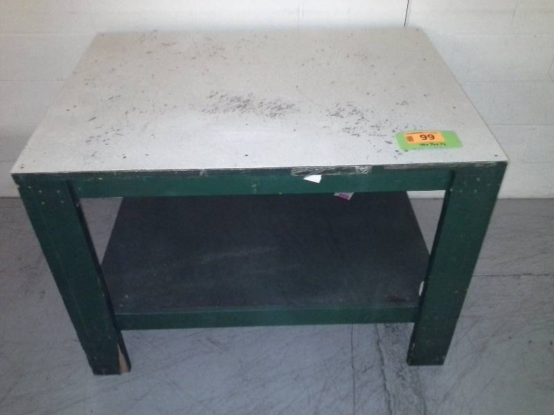 Homemade wooden benchtable