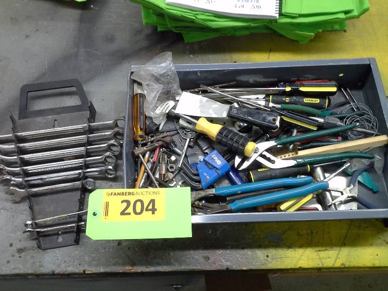 Miscellaneous lot of tools