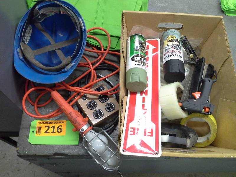 Miscellaneous lot of items