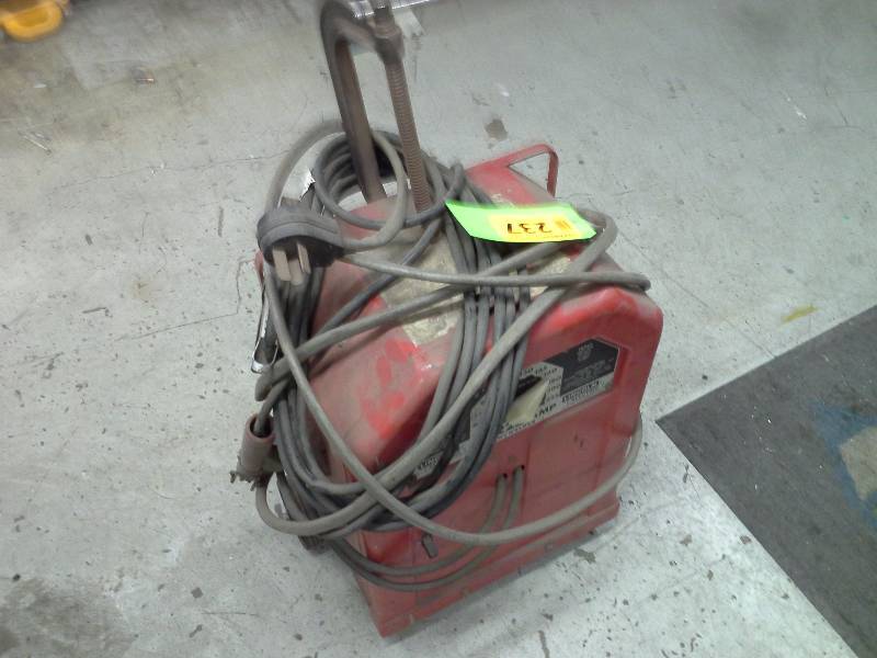 Lincoln arc welder, 225 A