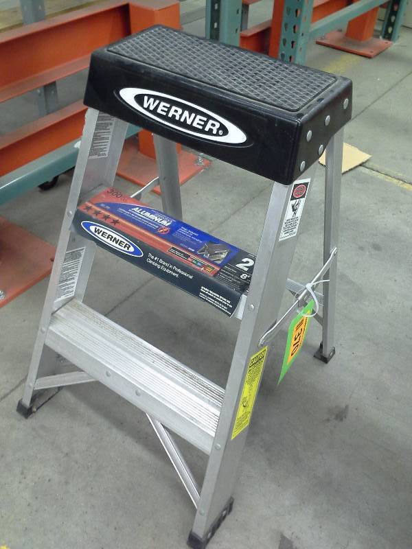 Werner aluminum stepstool