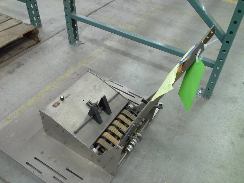 Stream feeder, auto feeder